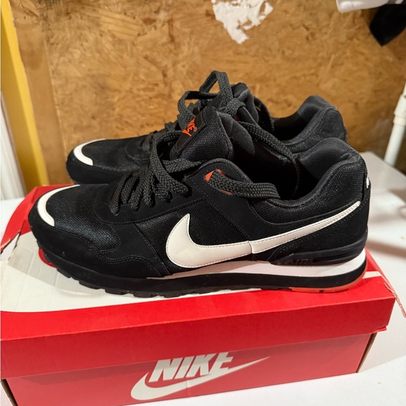 Nike Other - Nike Men's Black/Orange Sneakers